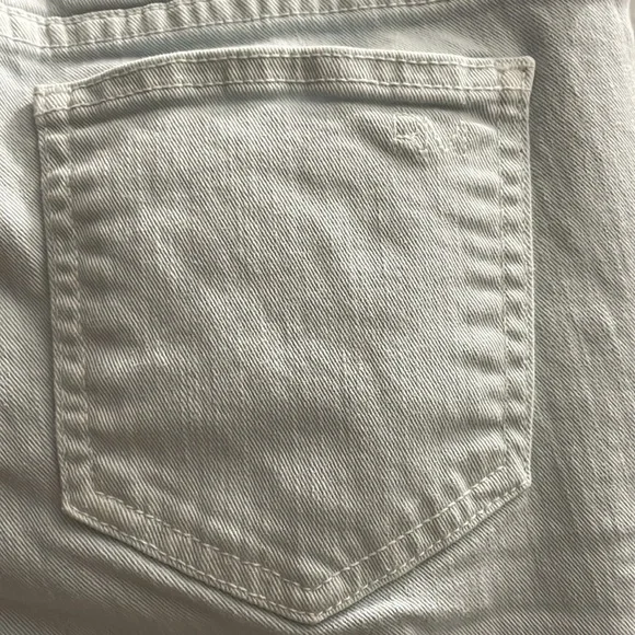 Rebecca Minkoff sunset flare midrise Jean in baby blue with distressed knee - Picture 11 of 11